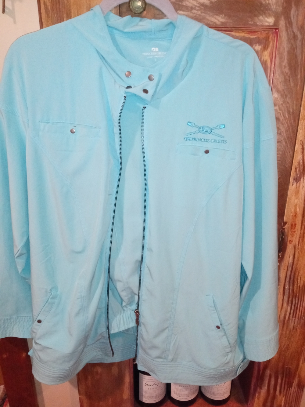 Princess Cruises Light Blue Hooded Jacket/Capri Set